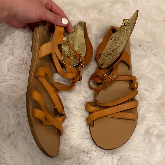 Ancient Greek Sandals Size 9 (fit like 8) all leather with gold wings pre-owned - Picture 2 of 9